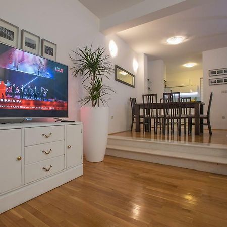 Andor - Lux, Two Beautiful Terraces With Sea & Sunset View Apartman Makarska Kültér fotó