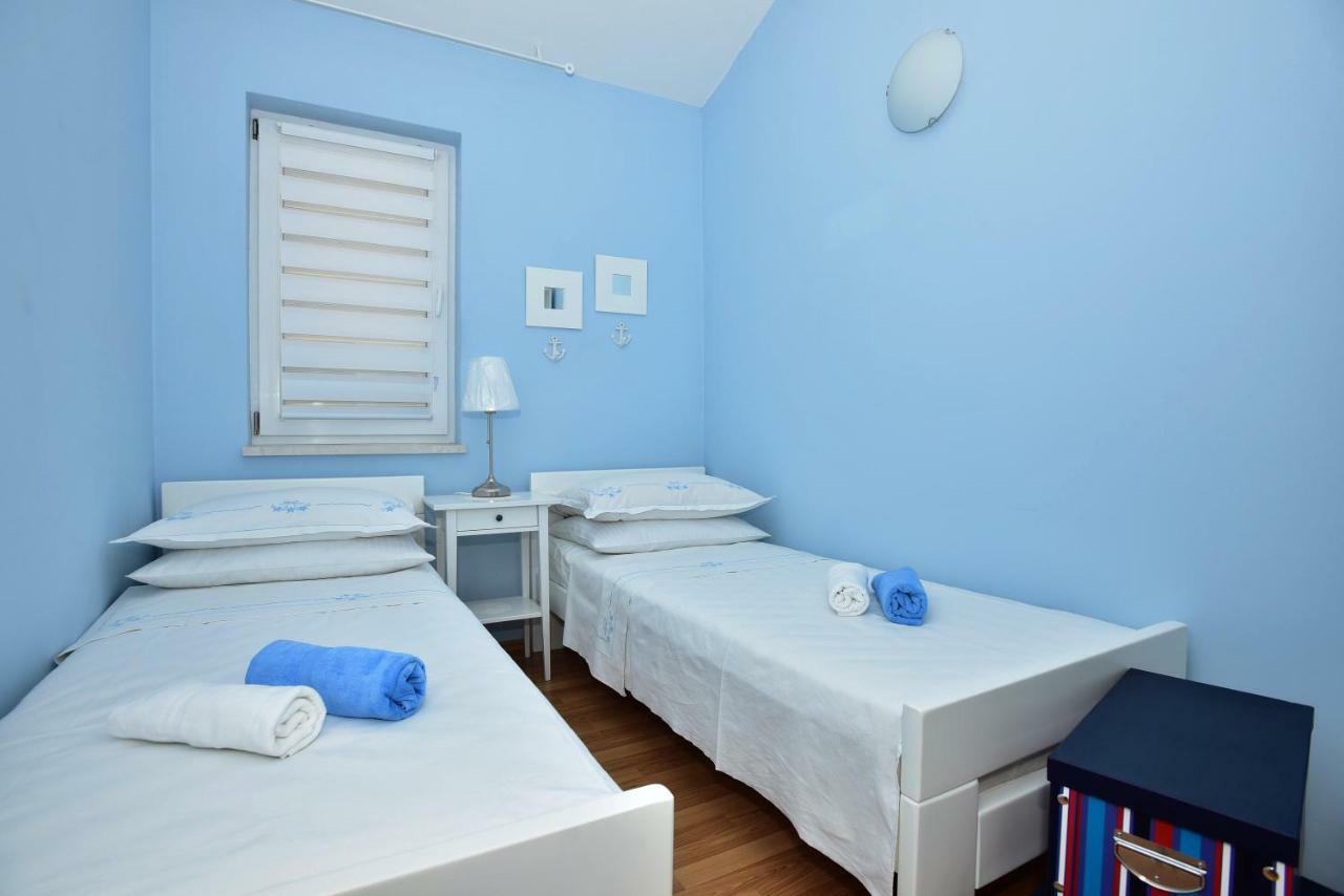 Andor - Lux, Two Beautiful Terraces With Sea & Sunset View Apartman Makarska Kültér fotó