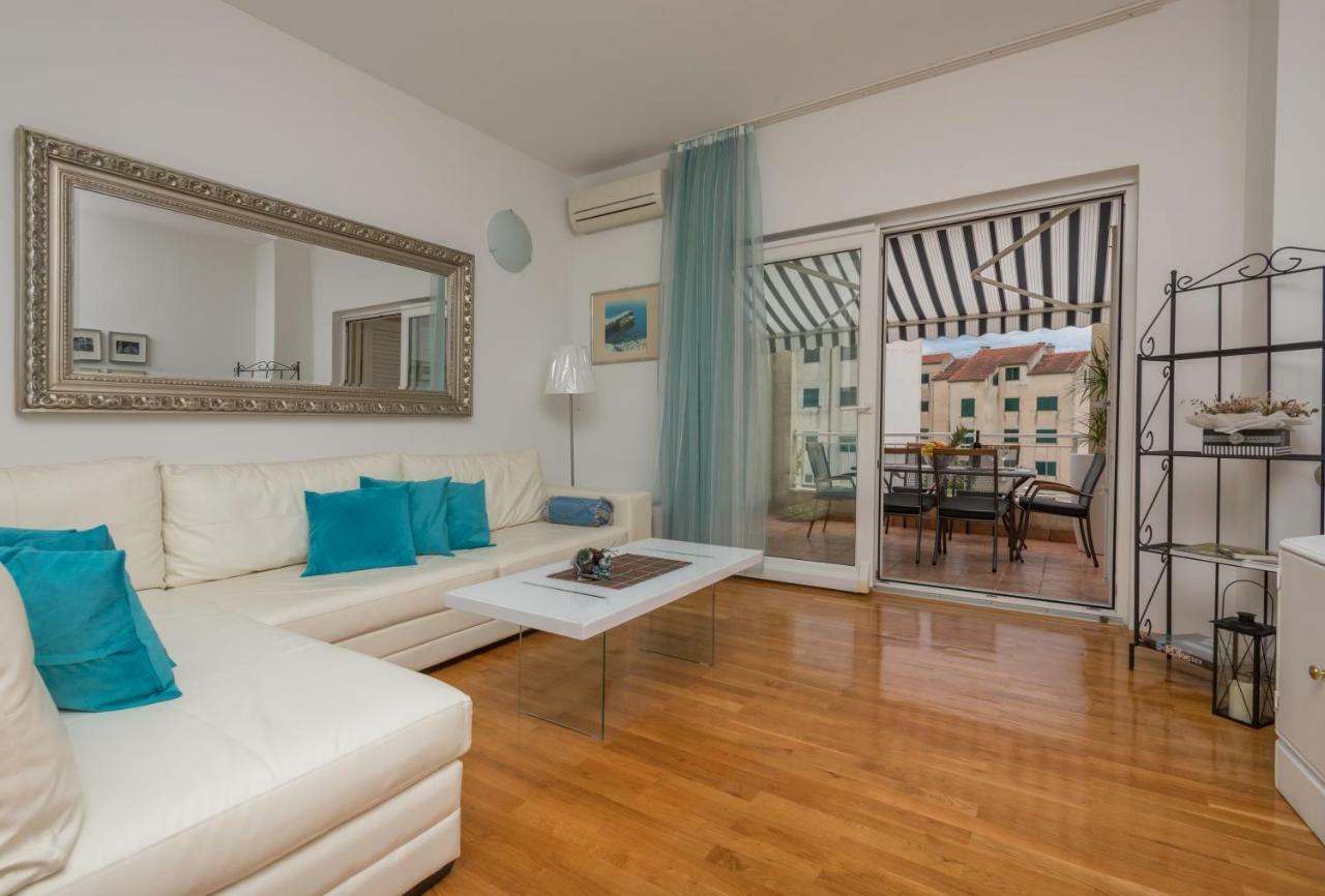Andor - Lux, Two Beautiful Terraces With Sea & Sunset View Apartman Makarska Kültér fotó