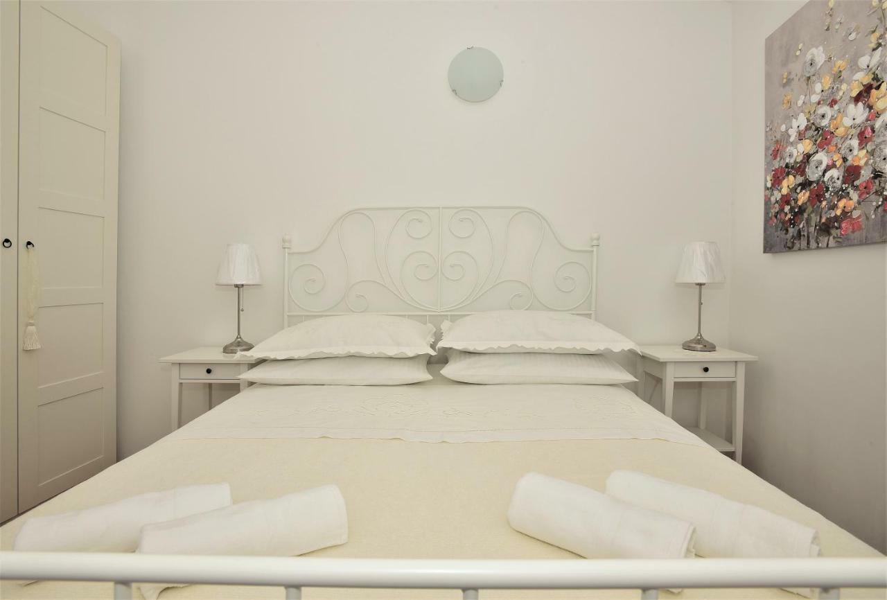 Andor - Lux, Two Beautiful Terraces With Sea & Sunset View Apartman Makarska Kültér fotó