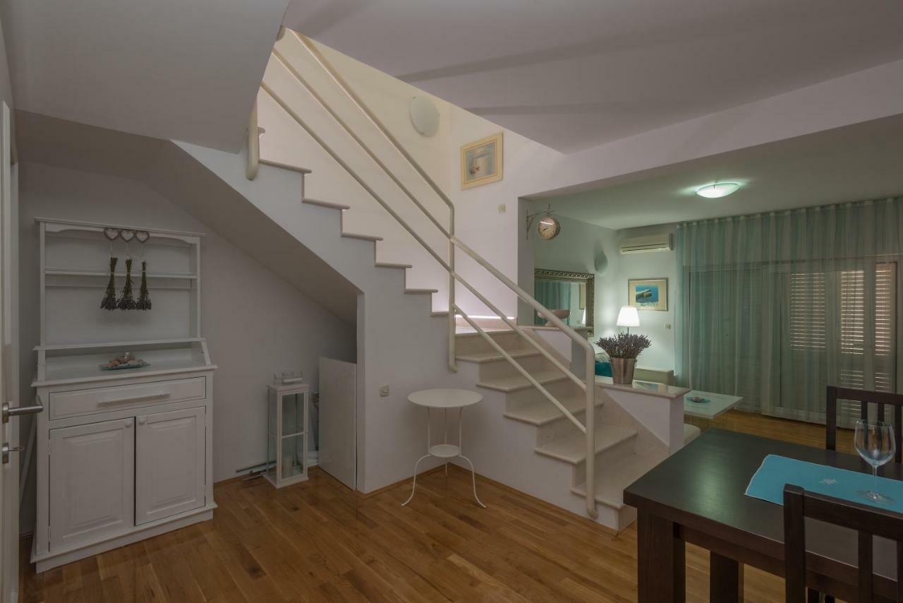 Andor - Lux, Two Beautiful Terraces With Sea & Sunset View Apartman Makarska Kültér fotó