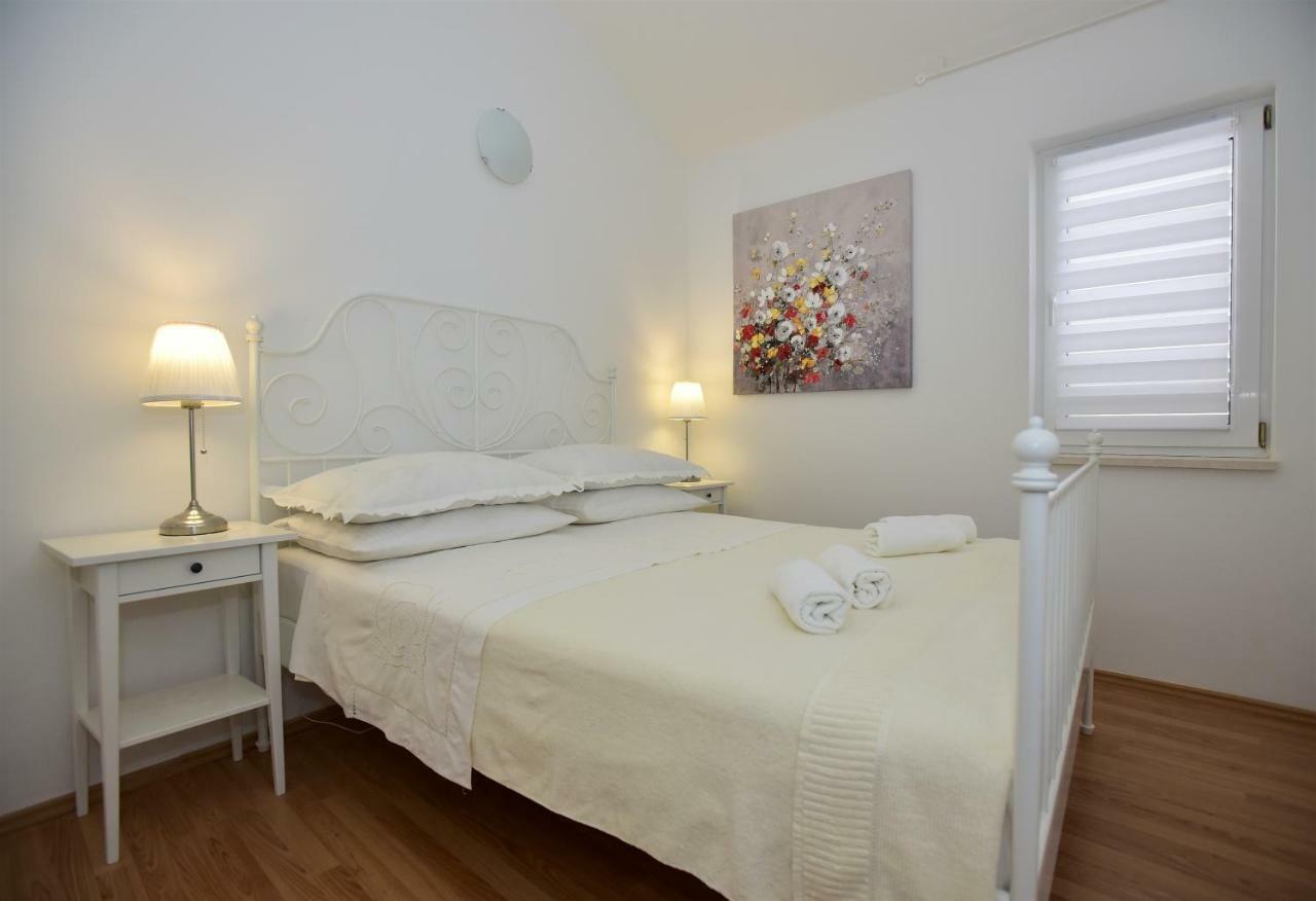 Andor - Lux, Two Beautiful Terraces With Sea & Sunset View Apartman Makarska Kültér fotó
