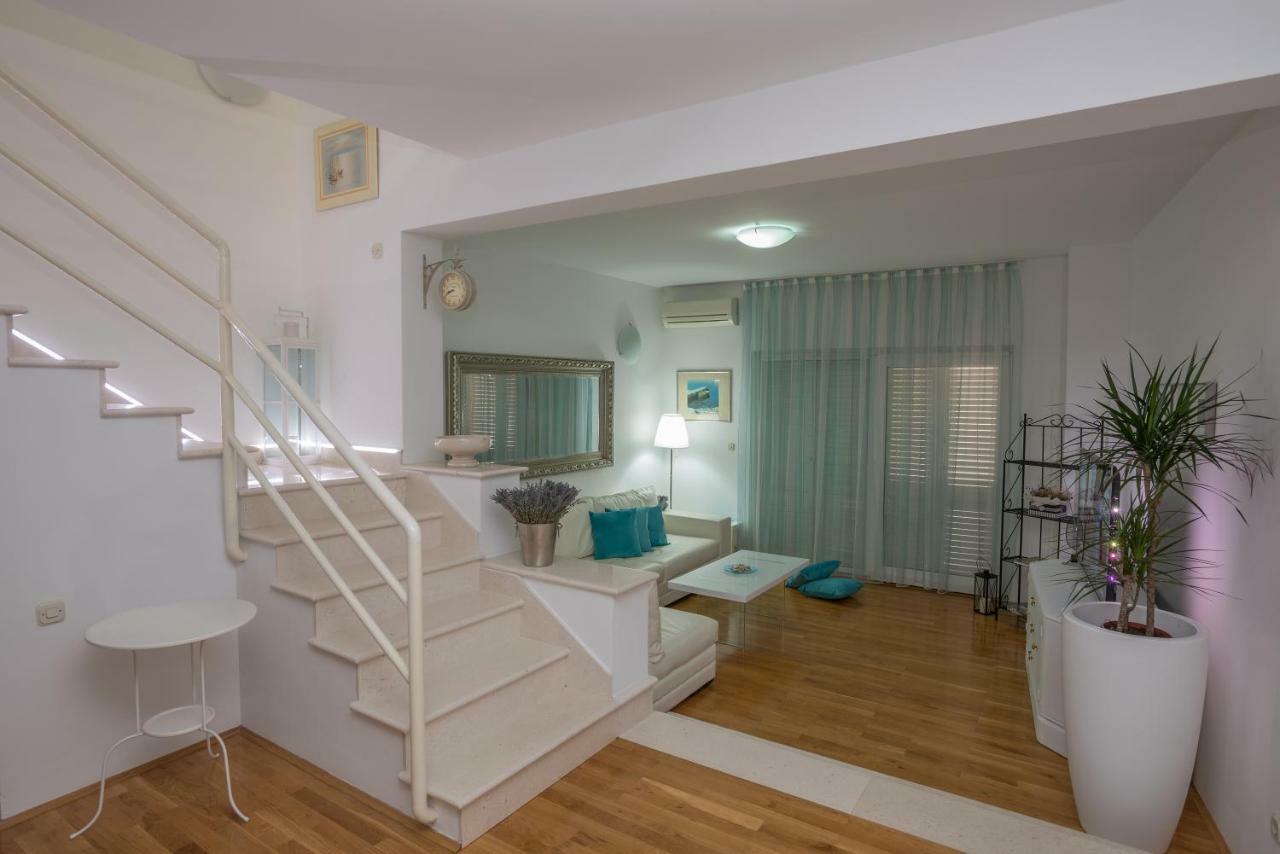 Andor - Lux, Two Beautiful Terraces With Sea & Sunset View Apartman Makarska Kültér fotó