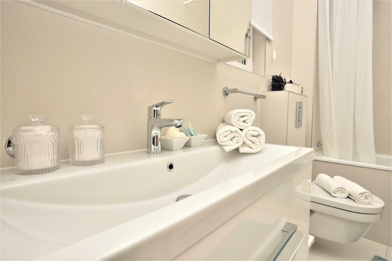 Andor - Lux, Two Beautiful Terraces With Sea & Sunset View Apartman Makarska Kültér fotó